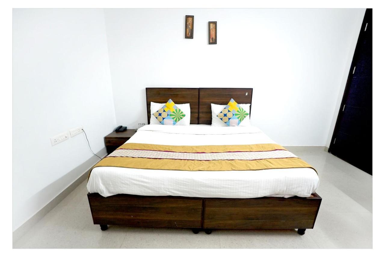 Gupta Residency Near Ajnara Heritage Ноида Екстериор снимка